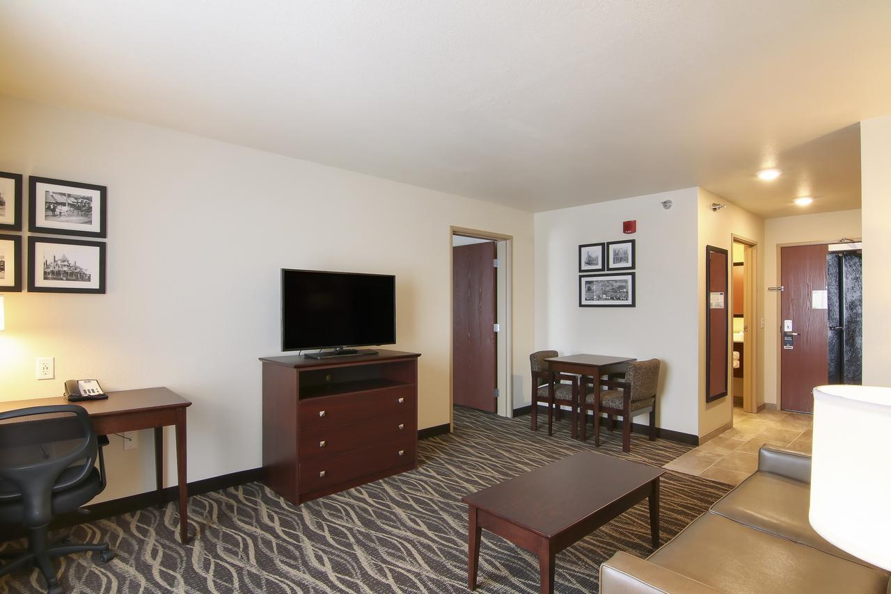 Cobblestone Inn & Suites - Menomonie/Uw-Stout Экстерьер фото