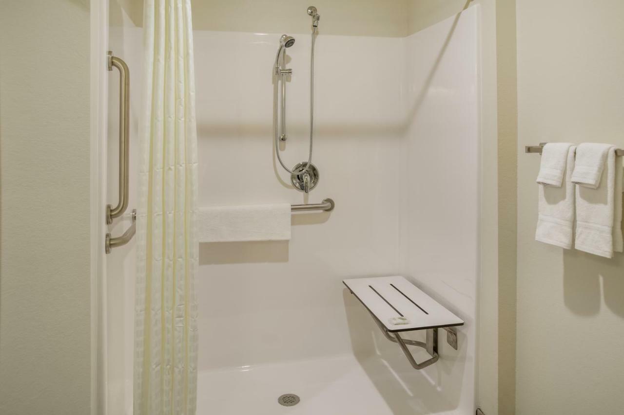 Cobblestone Inn & Suites - Menomonie/Uw-Stout Экстерьер фото
